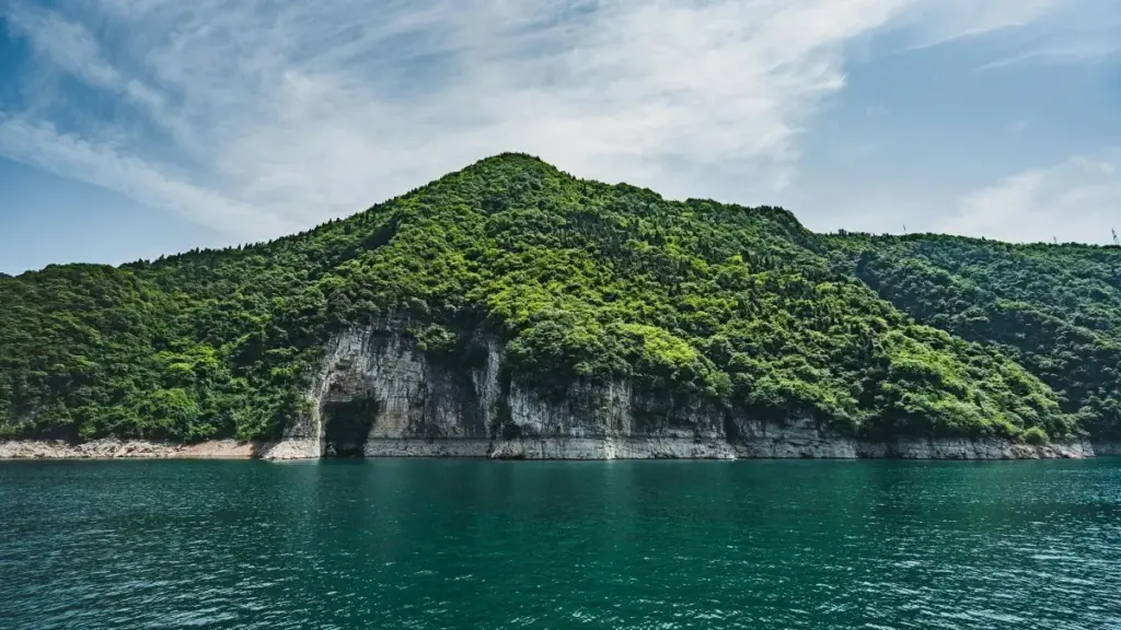 Omukutu guno guli ngeri z'amangu okufuna brand za Ireland ku YouTube okukola travel planning guides — amagezi ag'obulungi gava mu kusoma eby'okusaba, oba data y'eby'ekikugu, ne enkola ezikola.