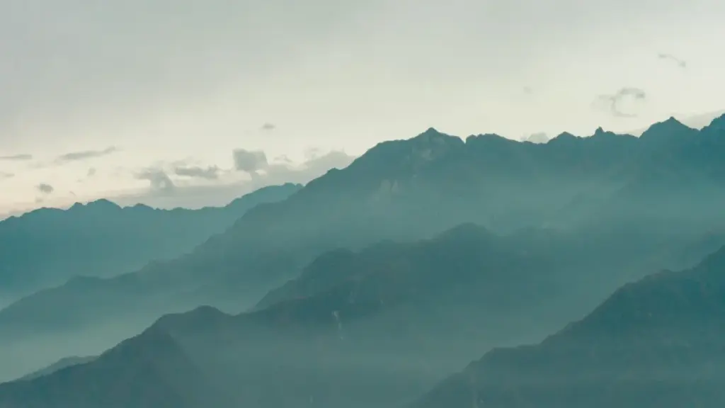 Omukutu oguyamba advertisers mu Uganda: enkola z'obukodyo, ebikozesebwa, n'okukkiriza creators okuva Bulgaria ku eBay okusobola okukola co‑branded product drops.