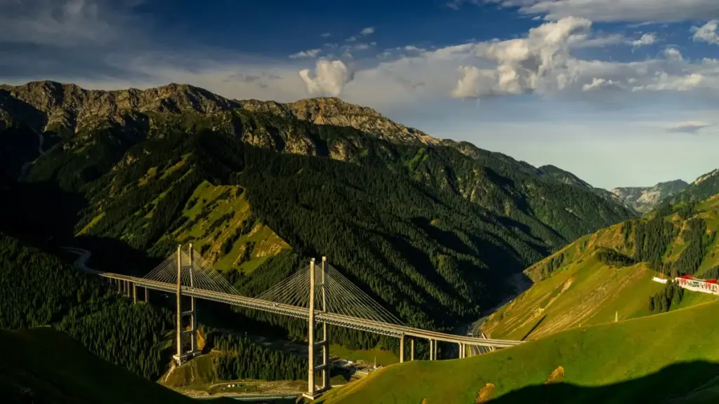 Amagezi ag’enjawulo ag’omu Uganda ku nsonga z’okufuna abakola livestreams ku eBay eParaguay, eby’okukozesa, n’engeri gy’oyinza okusaba brand messaging okukola obulungi.