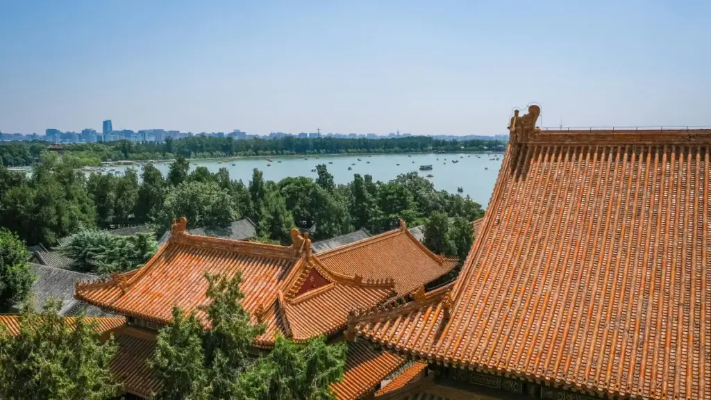 Ebintu eby'obugagga: enkola ez'obuliko n'ennyonyi z'okutunda ku Etsy mu Iraq — amagezi g'okuwuubira abazimbi, okwogera nabo n'okukola test y'ebisanyizo mu Uganda.