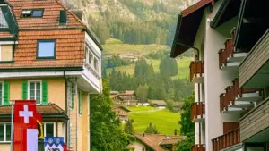 Amagezi ag’enjawulo ku ngeri abazimbi b’ebyapa mu Uganda bayinza okufuna amakubo ga Luxembourg ku Netflix ne kuteekaawo ensimbi mu content channels.