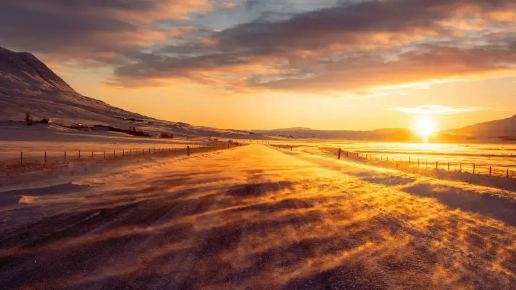 Ngeri gy’osobola okufunamu abakola ku Greece Disney Plus, okubateekamu mu kolabuleeshoni ez’amaanyi, n’okuzimba product line erina okusikiriza abantu.