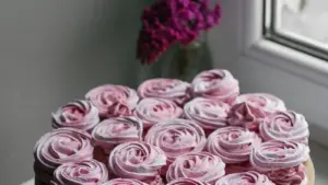 Bw’oyagala okutuuka ku brand za India ku SoundCloud, eno eraga engeri y’okubatereeza, okukola lookbook ezinyuma, n’okuva ku DM entono okutuuka ku campaign ddala.